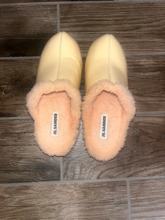 Jil Sander Shoes - Jil Sander women’s Shearling lined clogs